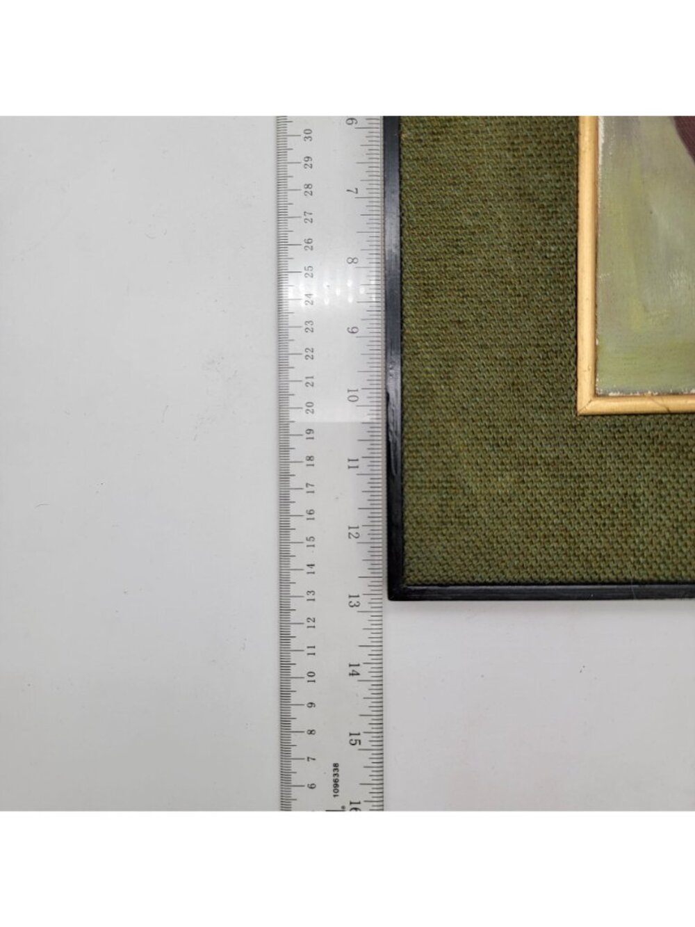 Vintage Paco Gorospe Still Life Painting - Red Apple - Matted Green Frame -Wall - Picture 8 of 9